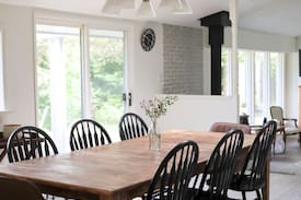 Madeira Park Cabin | Coastal Bluff Hideaway "Pender Harbour"