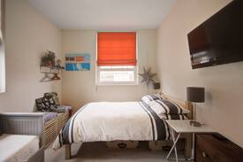 Margate Apartment | Old Post Office - Grade II Listed Apartment In Central Margate