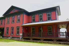 Hancock Apartment | Point Mountain Guest House - A Village Standout