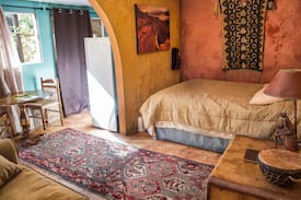 Topanga Apartment | Hacienda Hideaway-Topanga Cyn View