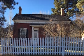 Pine Valley House | "The Red House" historic home 4bd/2ba Pine Valley