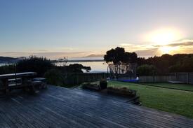 Mangawhai Heads House | Mangawhai -Clifftop Family Friendly Home Sleeps 16