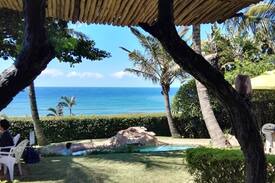 Warner Beach Bed & Breakfast | Blue Sky Mining Backpackers & Lodge