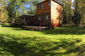 Kenora Cabin | Coney Island beach camp