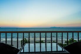 Son Tra Hotel | JAZZ Hotel ★ Sea view room with oak interiors #2