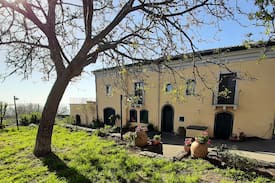 Piedimonte Etneo Villa | Villa Nicolosi: relax alle pendici dell'Etna