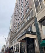 Mile Square Apartment | Downtown Indy Penthouse Apt on Monument Circle