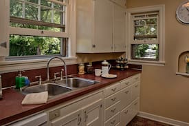 Walla Walla House | Green Gables Inn - Violet Vale Guest House