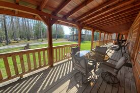 Pine Ridge Cabin | Silvermine at the Lake