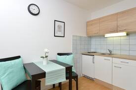 Axams Apartment | Innsbruck Village Ski Studio, Axamer Lizum