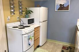 Northeast Apartment | Cozy & Convenient Capitol Hill Studio Apartment
