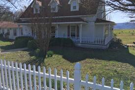Marshall House | One Heart Retreat Center