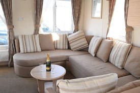 Morfa Bychan Cabin | 3 Bed Central Heated Caravan on Haven Greenacres