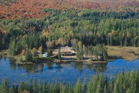 Unorganized North East Parry Sound Cabin | Algonquin Moose Lodge -Moose Lodge cabin