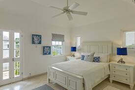 Little Battaleys Villa | Battaleys Mews 1