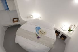 Batroun Apartment | Rocca Marina Suite Cave (A)