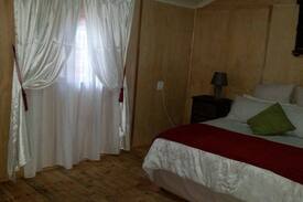 Rayton Cabin | Die Boskombuis Gastehuis - Boshuisie 5
