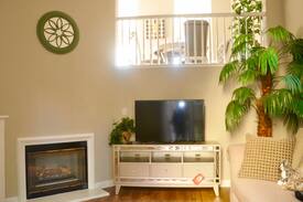 Northwood Point House | New decorated townhouse in heart of irvine