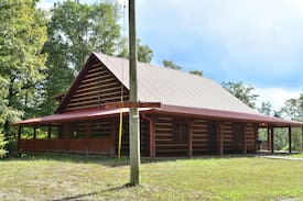Pine Ridge Cabin | Tight Hollow Cabin