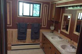 Hope House | Relaxing, Rejuvenating, Riverhouse Retreat.