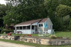 Hope Bay Cabin | Grandma's Cottage