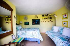 Isabel II Hotel | SeaGate Hotel Basic Room for 1-3