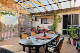 Royal Park House | Cosy granny flat retreat in Royal Park
