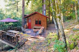 Guerneville Cabin | Russian River Treehouse