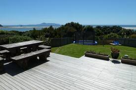 Mangawhai Heads House | Mangawhai -Clifftop Family Friendly Home Sleeps 16