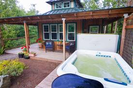 Clinton Cabin | Barred Owl Cottage