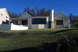 Haga Haga House | ROB ROY: 5 BEDROOM BEACH HOUSE IN HAGA HAGA