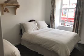 Schull House | Schull Central Accommodation
