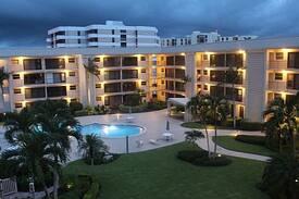 Moorings Apartment | Heart of Gulf Shore Blvd North!
