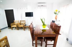 Cogon Apartment | Bohol's Maple Suites