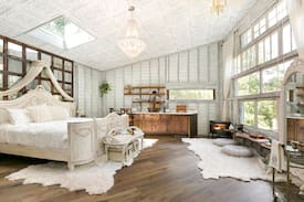 Wadmalaw Island Other | THE HONEYMOON TREEHOUSE at Bolt Farm Treehouse