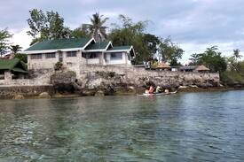 Moalboal Villa | " Lots of privacy at Homestay California 1 "