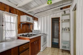 Silver Lake Cabin | Silver Lake Waterfront Cottage. Lollygaggin'