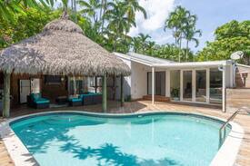 Northeast Coconut Grove House | Tiki Hut Pool Home in Coconut Grove