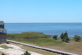 Wind Over Waves House | Frolic Inn