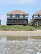 Crystal Beach House | 23 Yards to Sea - BEACHFRONT sleeps 30