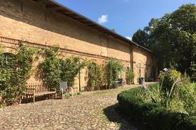 Bugewitz House | Schlafen bei den Schafen -große Fewo