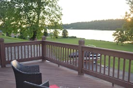 Warsaw House | Kentucky Riverfront Retreat--Amazing River Views!