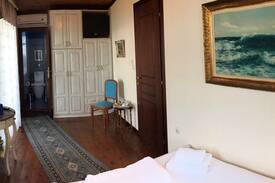 Pouri House | Αλισάχνη (Alisachne sea view room)
