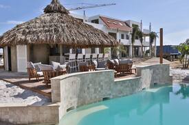 Belnem Apartment | Modern Apt in Bonaire w pool