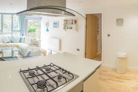 Newquay Apartment | Headland Hideaway, Fistral Beach Newquay, Cornwall