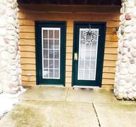 Oglesby Villa | Starved Rock Rustic Retreat