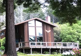 Inglenook House | Eagles Nest - Private & Serene w/ an oceans roar