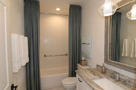 Fairhope Apartment | Downtown Fairhope Apartment: Suite 16
