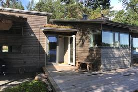 Soderholm House | Hus i ytterskärgården med sjötomt och egen brygga