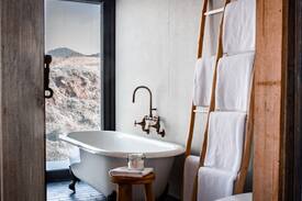 Crackenback Cabin | *MOUNTAIN ESCAPE * Pets Welcome * LUXURY SECLUSION